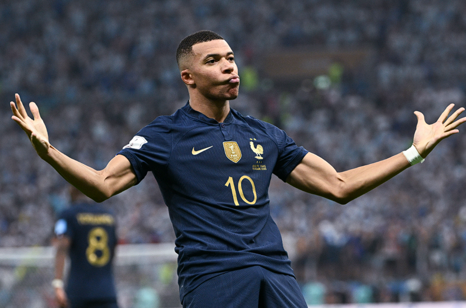 皇马大胜瓦伦西亚后阿隆索谈点球争议：错失良机令人懊恼