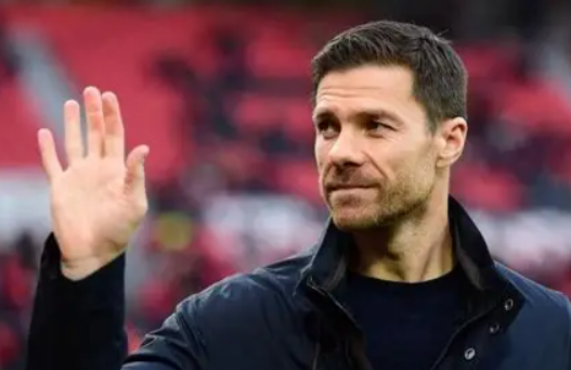 弗里德尔评利物浦换帅：阿隆索虽佳，概率几何？