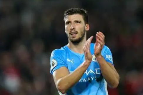 鲁本·迪亚斯展望曼城对阵皇马：欧冠舞台，梦想照进现实