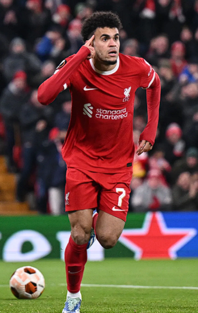 德甲第26轮：迪亚斯闪耀，十人拜仁客场顽强扳平勒沃库森